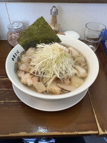 獨協大学駅前のラーメン店