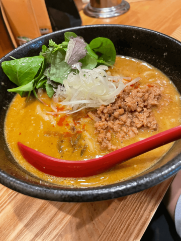 麺や　胡麻
