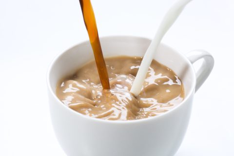 カフェラテとカフェオレ、なにが違うの？