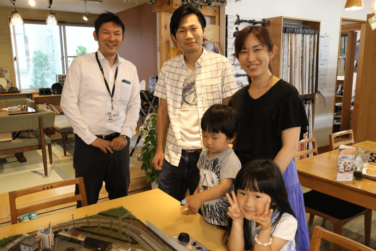 陽当り良好な築浅戸建！