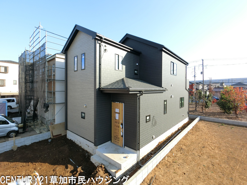 【草加市清門2丁目 新築一戸建て】足場が外れました!現地の様子をお知らせします!